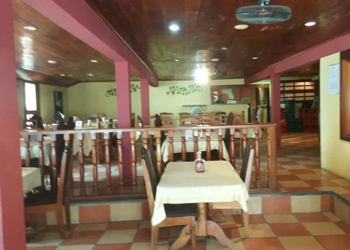 Park Hotel 2*
